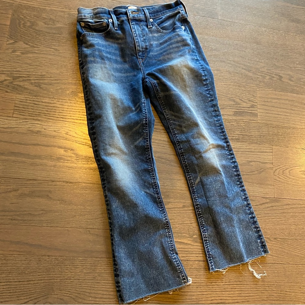 JCrew Billie Demi boot crop size 28 jeans